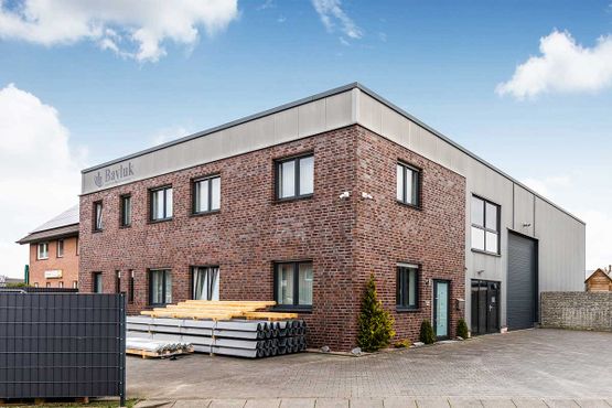 Bayluk - Ihr Spezialist für Industrielle Dach- und Fassadentechnik in Rhede